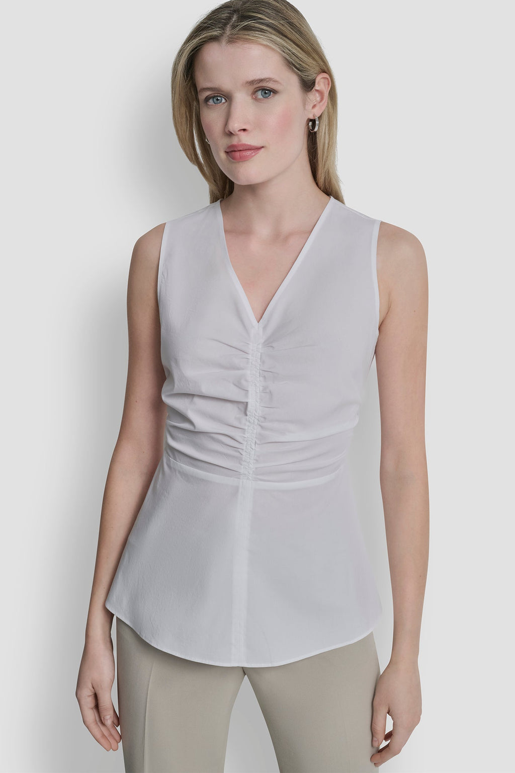 FRONT RUCHED SLEEVELESS TOP