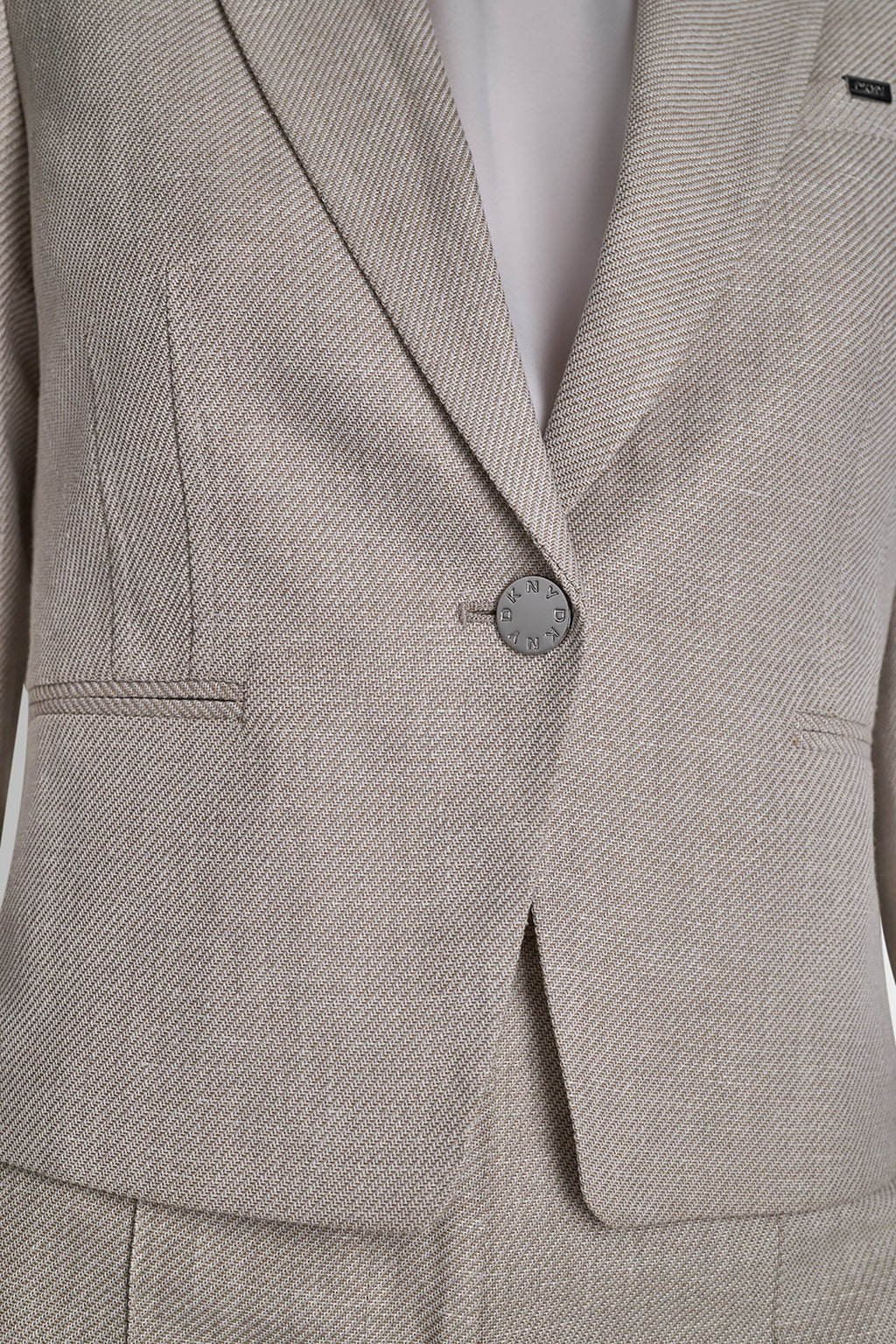CROPPED SINGLE BUTTON BLAZER