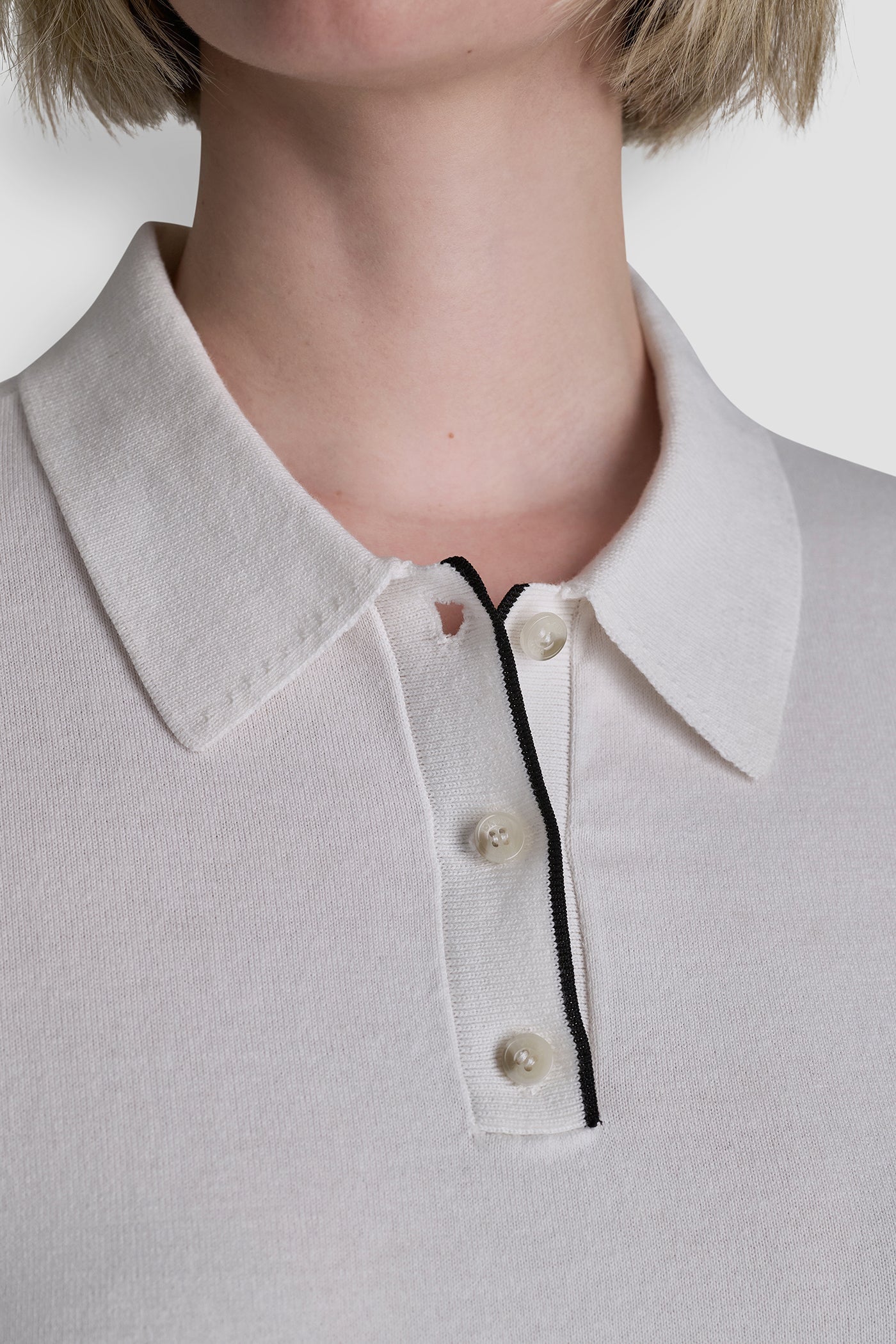 COLOR BLOCK POLO SWEATER