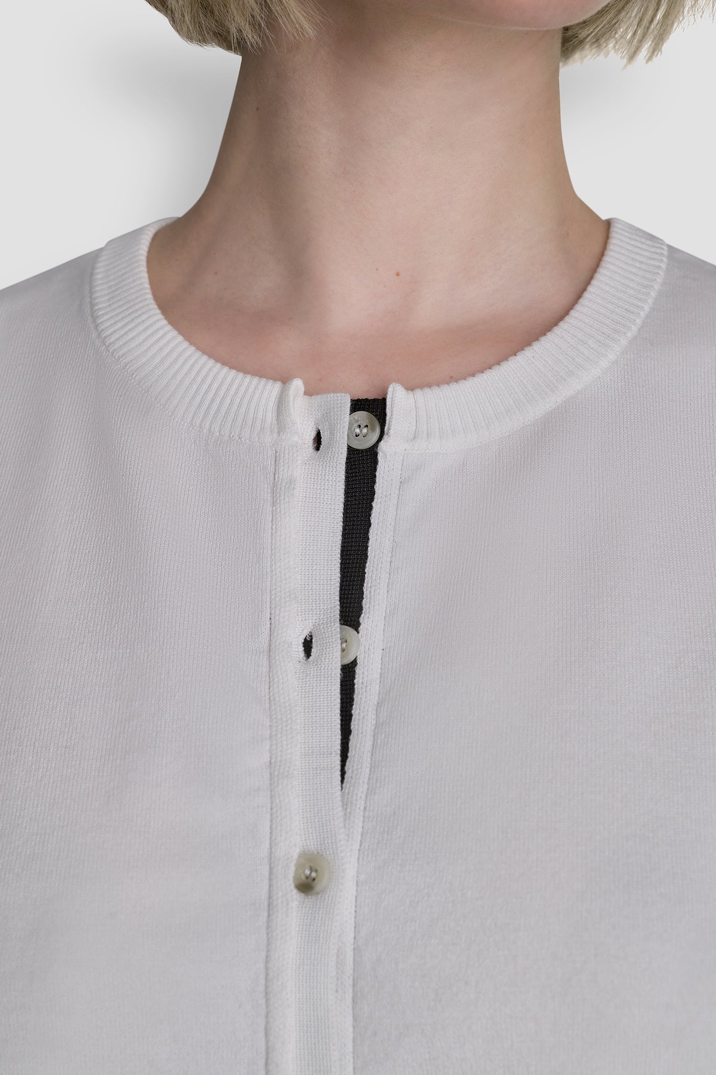 COLOR BLOCK SLEEVELESS SWEATER VEST