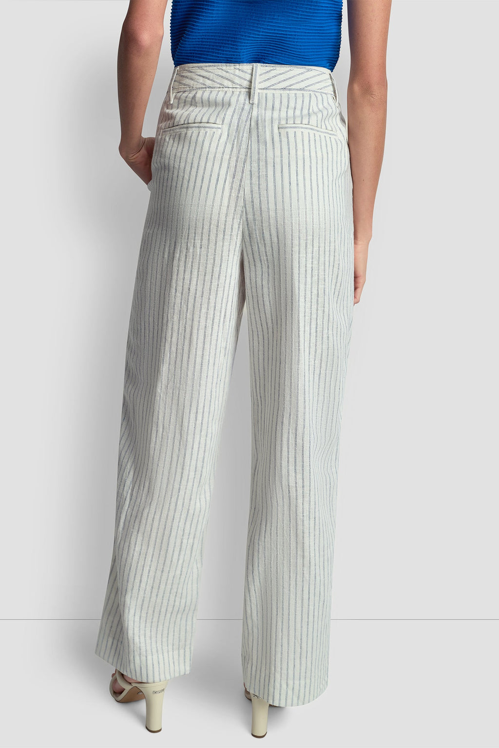 LINEN-BLEND PINSTRIPE PLEATED PANT
