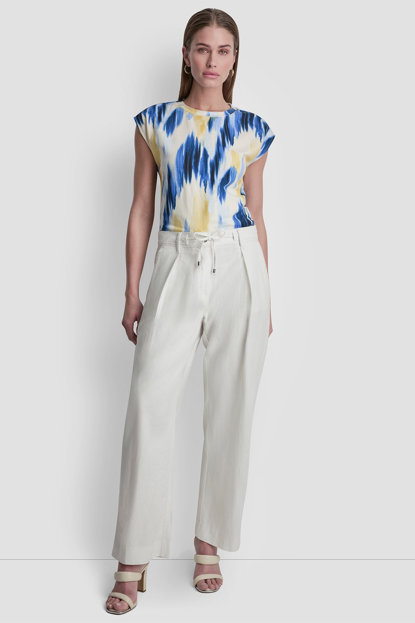 MID-RISE TIE WAIST PLEATED PANT