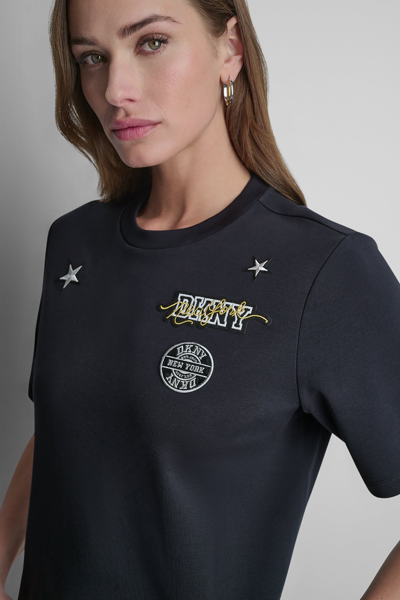 1989 PINS & PATCHES LOGO TEE