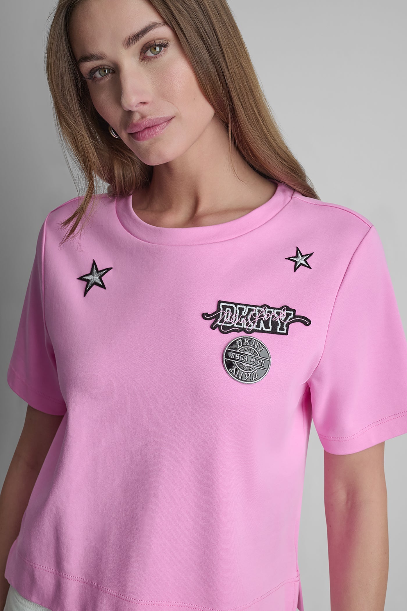 1989 PINS & PATCHES LOGO TEE