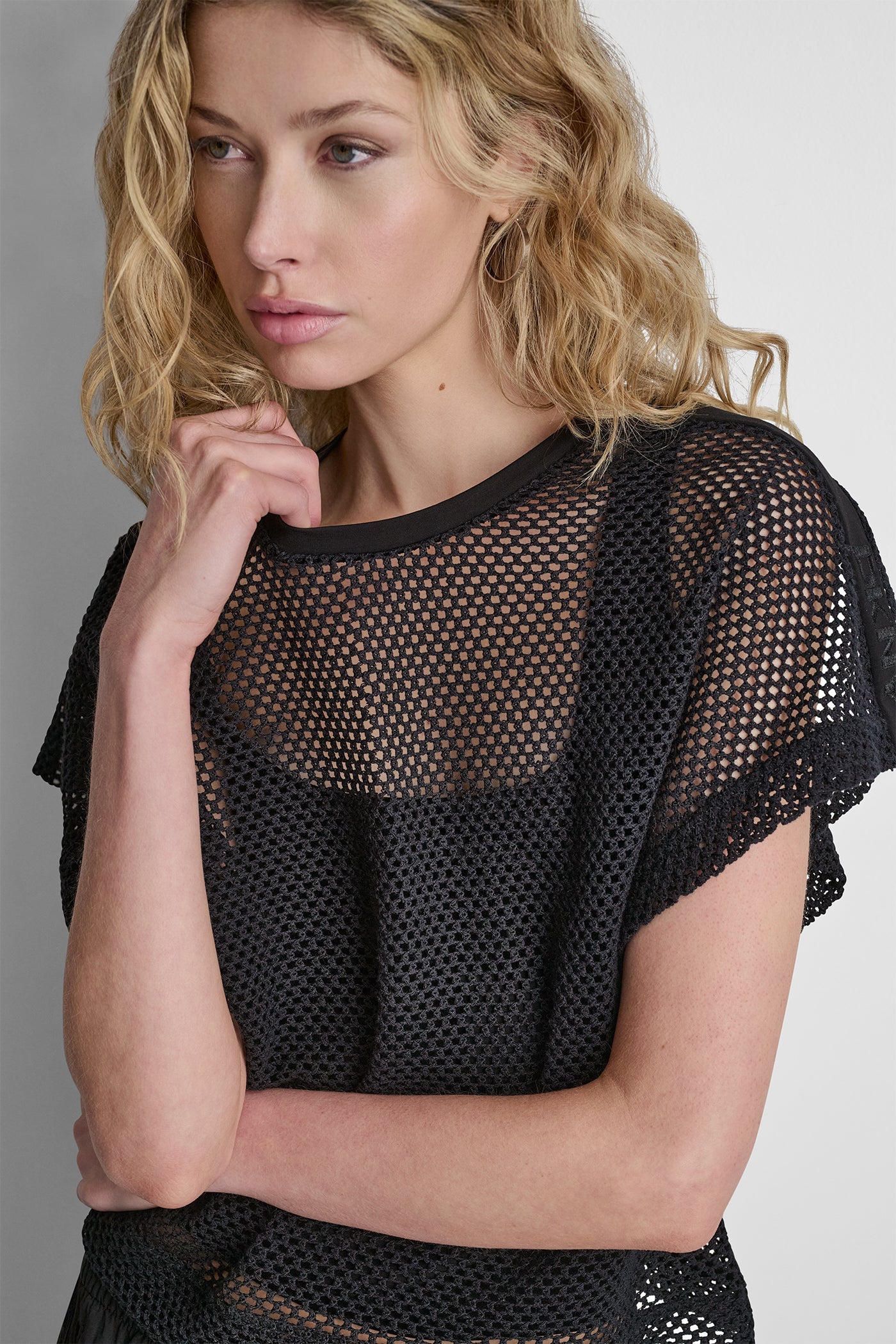 MESH LOGO TEE
