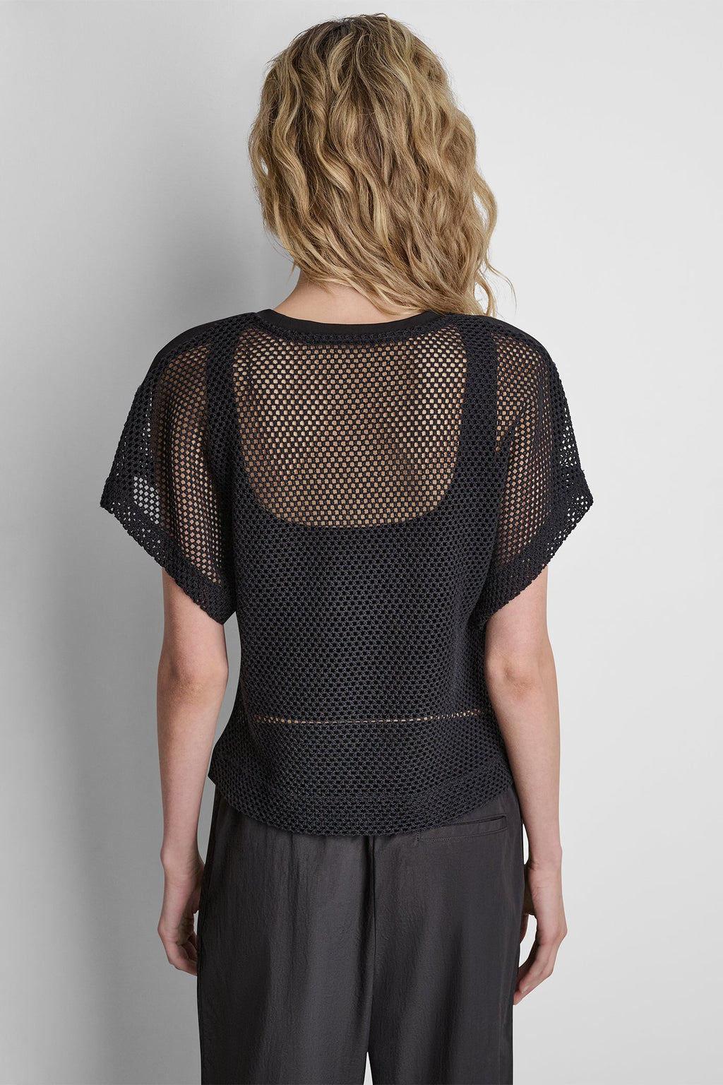 MESH LOGO TEE