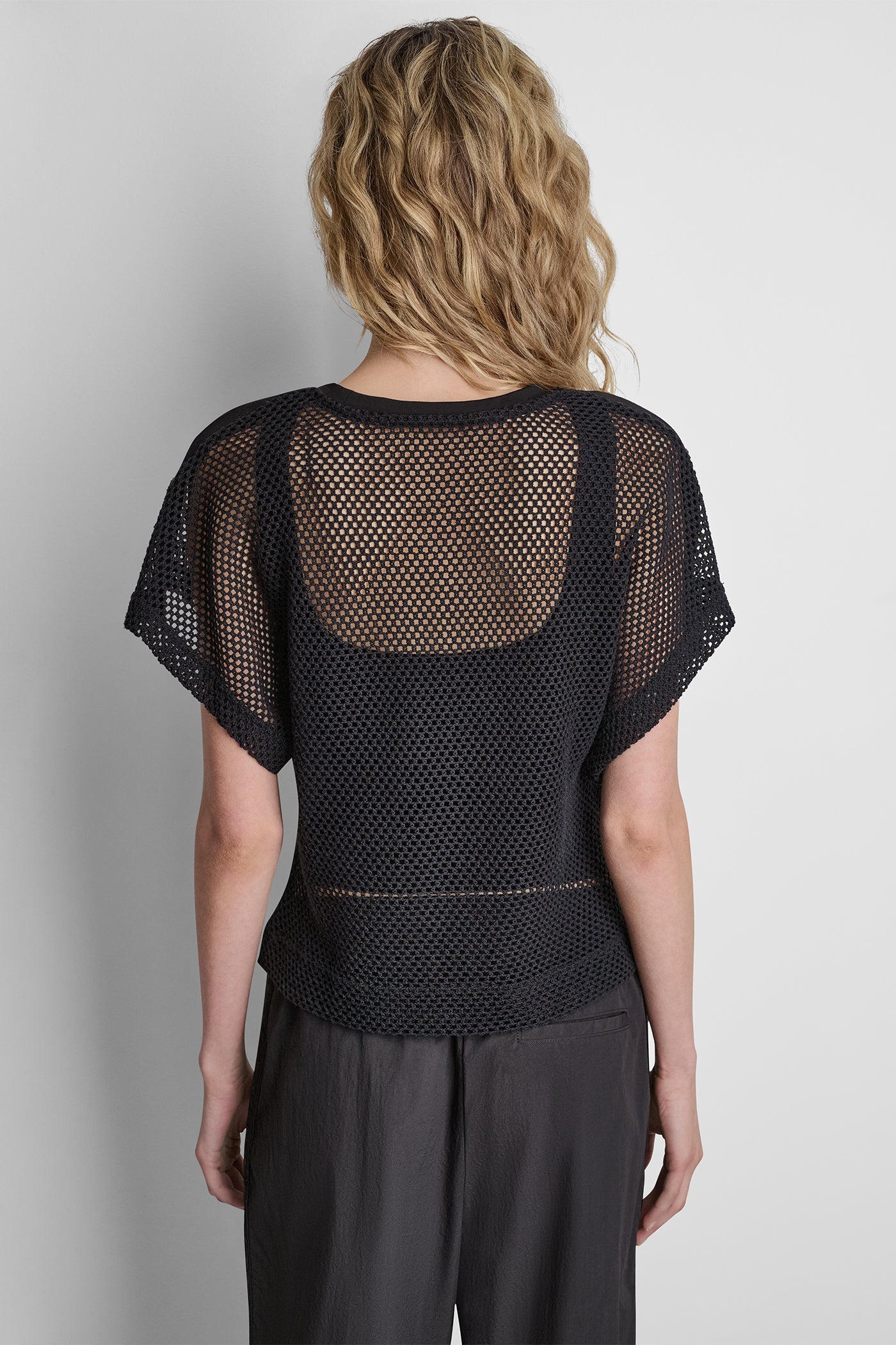MESH LOGO TEE