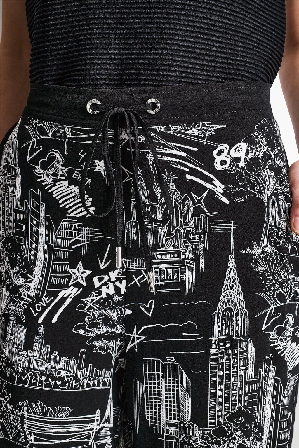 PRINTED DRAWSTRING WIDE LEG PANT