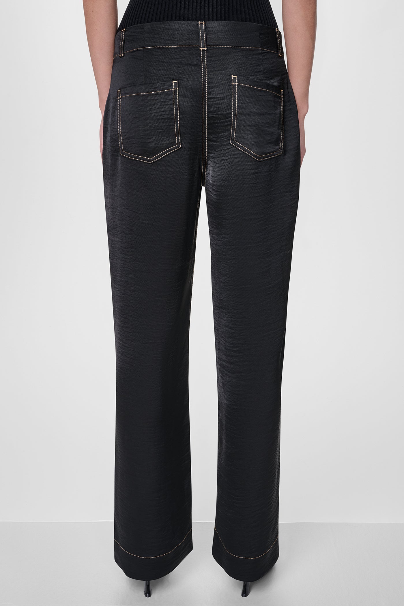 TOP STITCH STRAIGHT LEG PANT