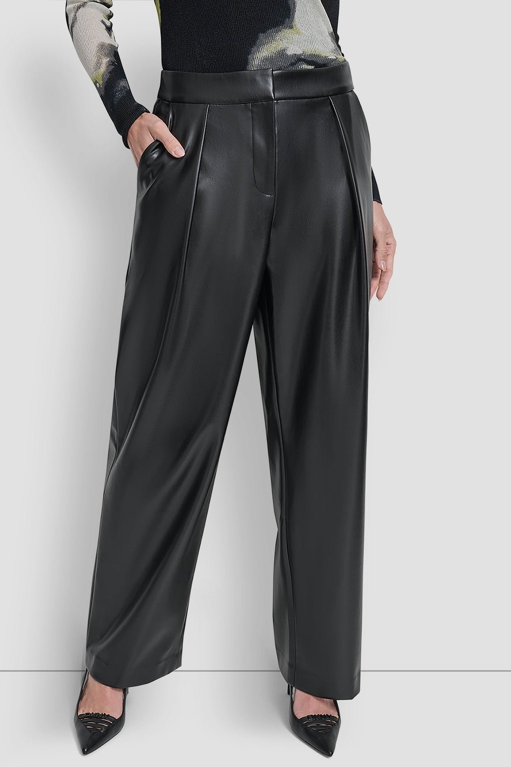WIDE LEG PLEAT FRONT PANT