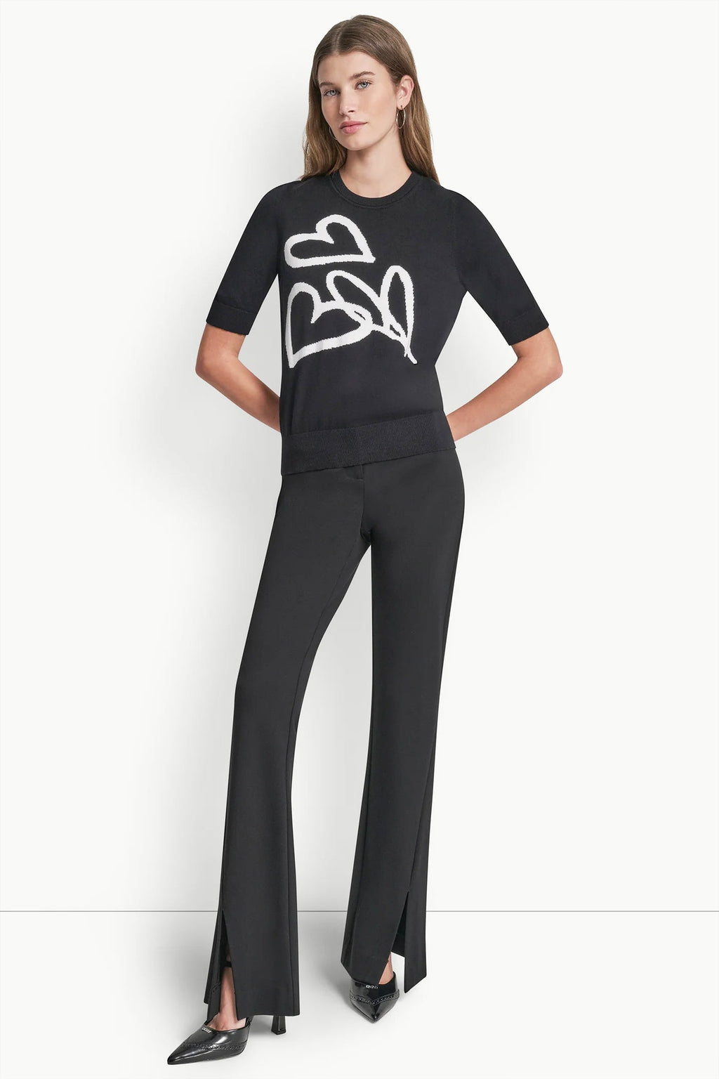 SHORT SLEEVE GRAFFITI HEART SWEATER