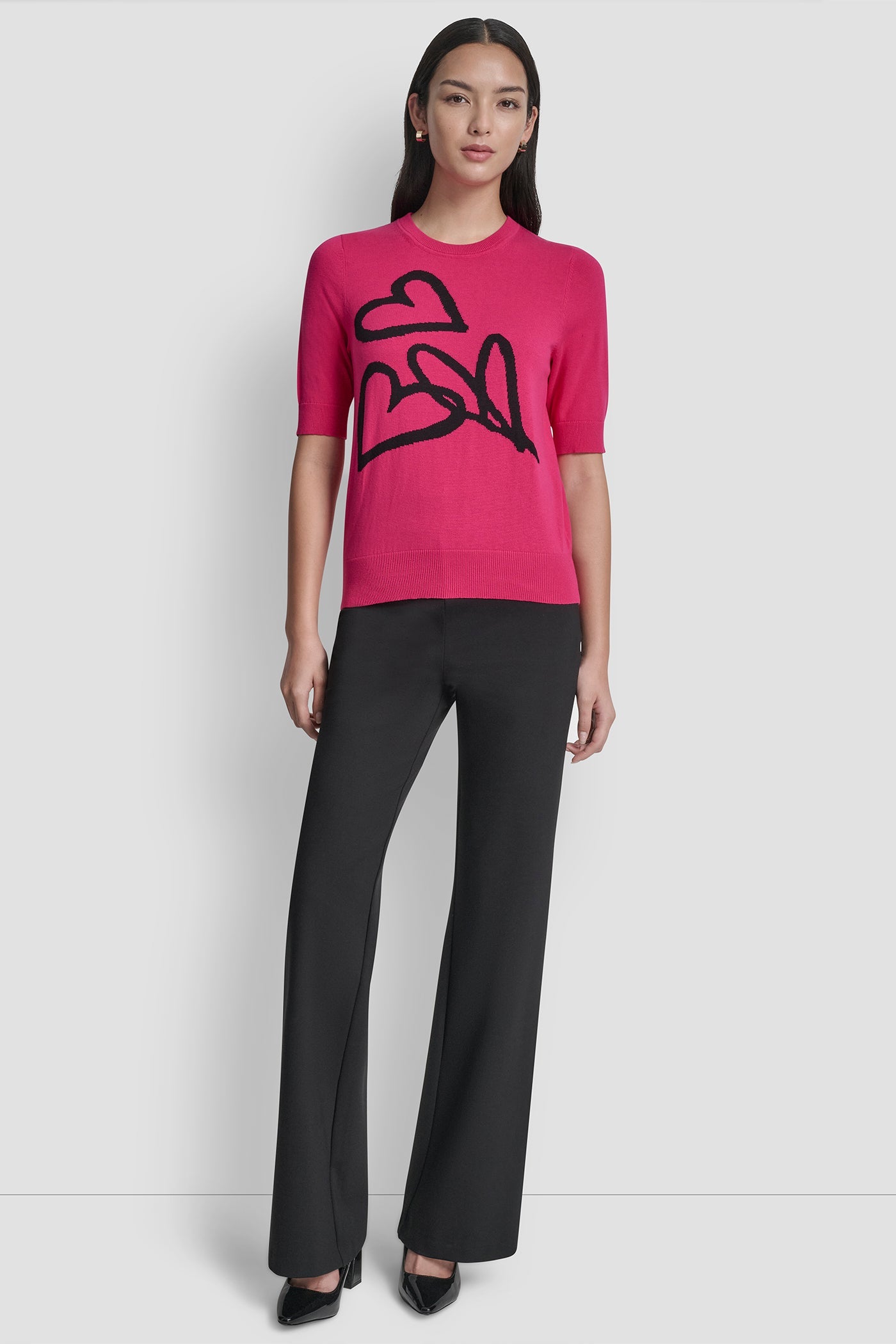 SHORT SLEEVE GRAFFITI HEART SWEATER