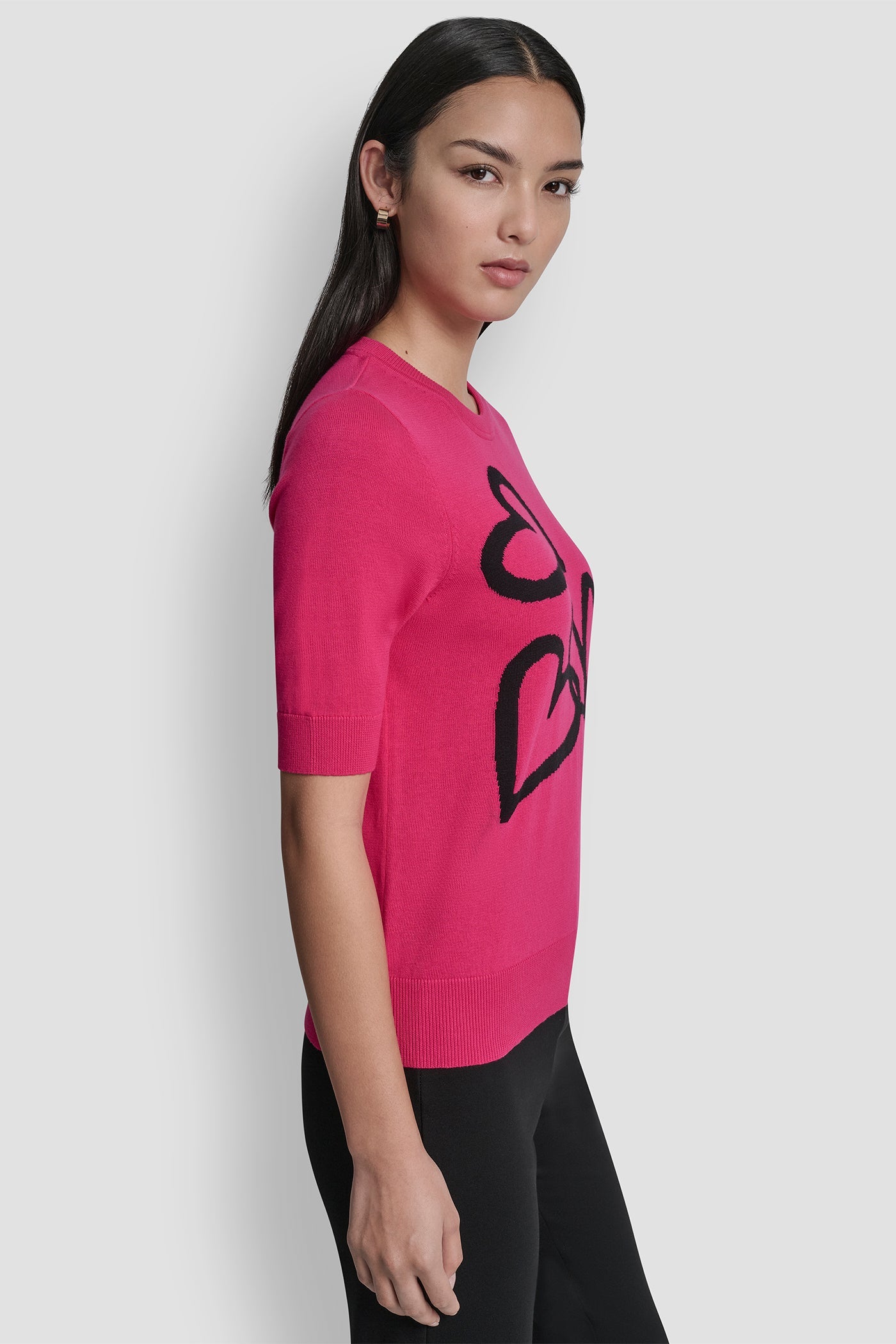 SHORT SLEEVE GRAFFITI HEART SWEATER