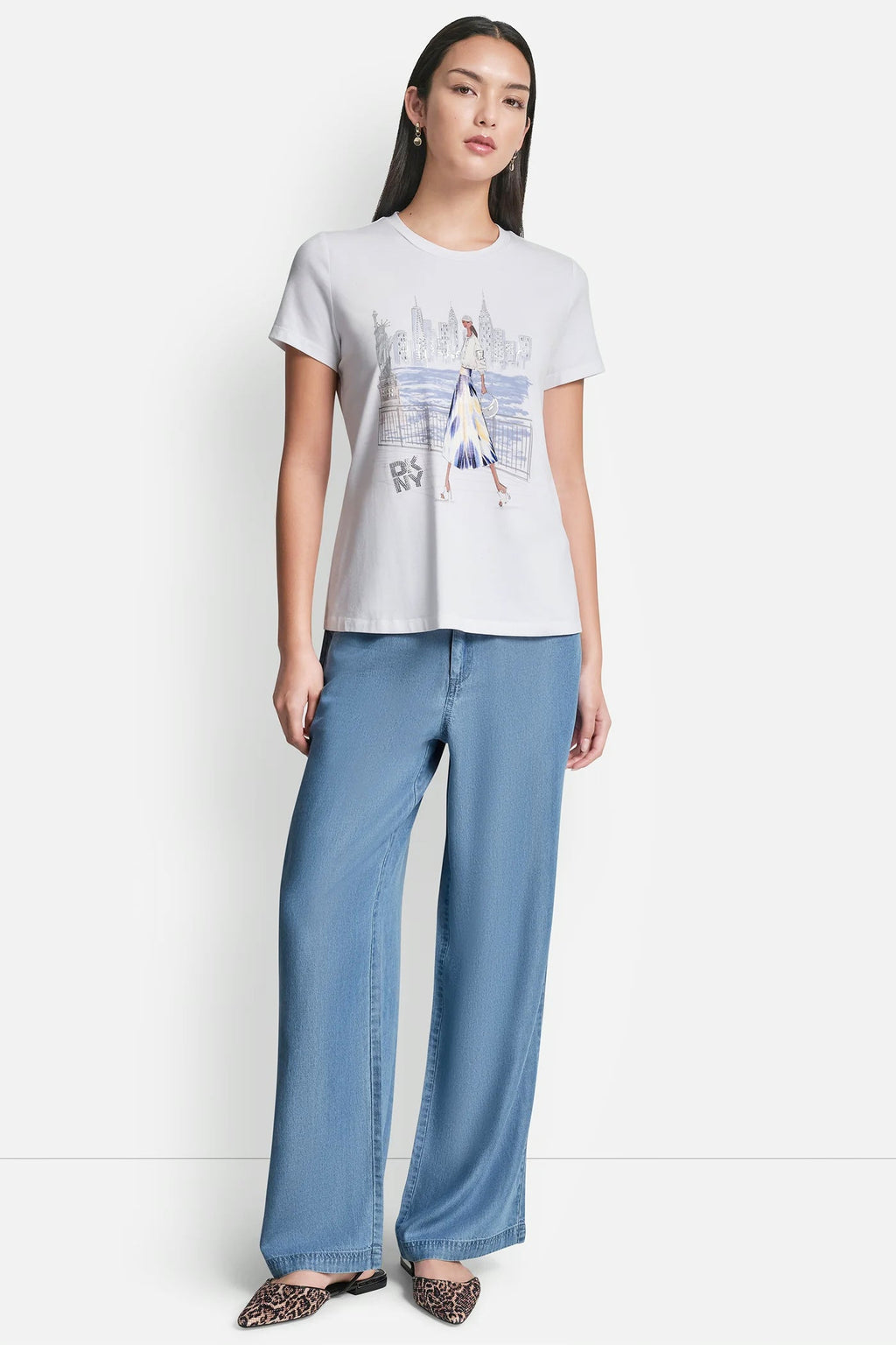 STATUE OF LIBERTY CONVERSATIONAL T-SHIRT