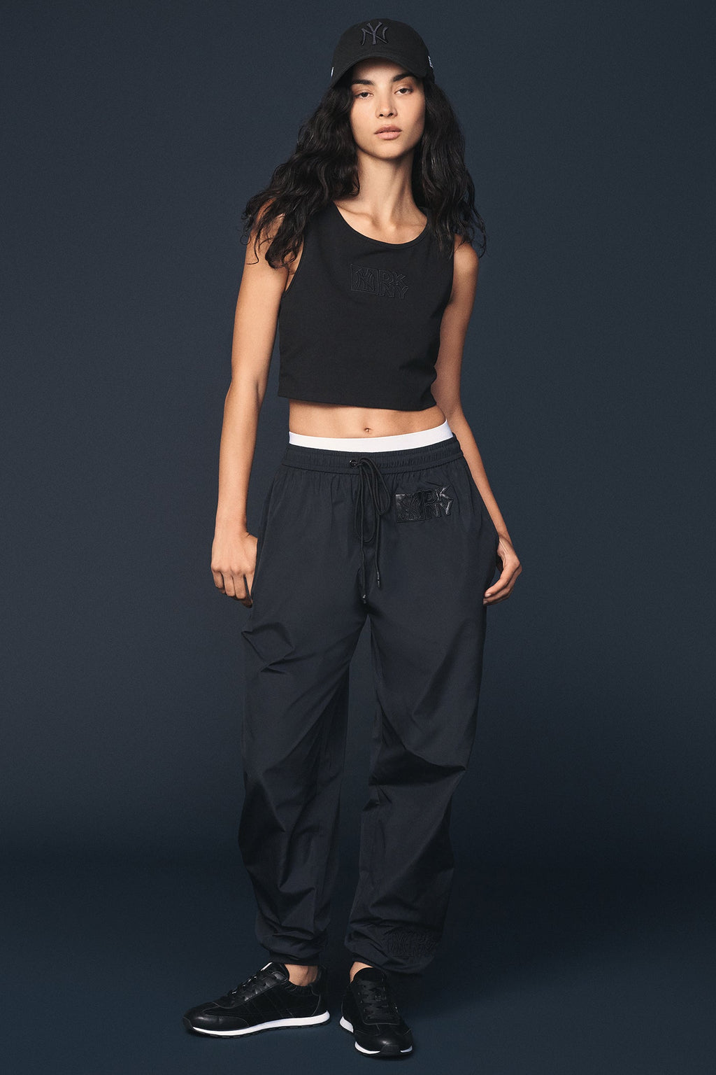 DKNY X YANKEES EMBROIDERED TRACK PANT