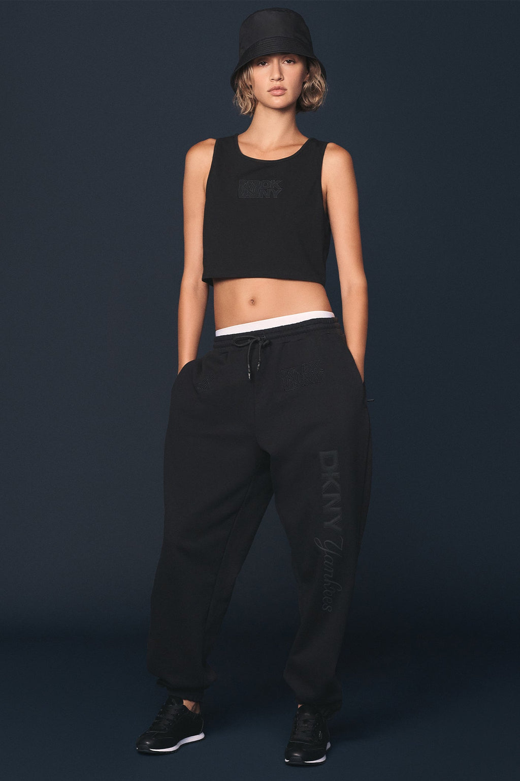 DKNY X YANKEES CROPPED TANK