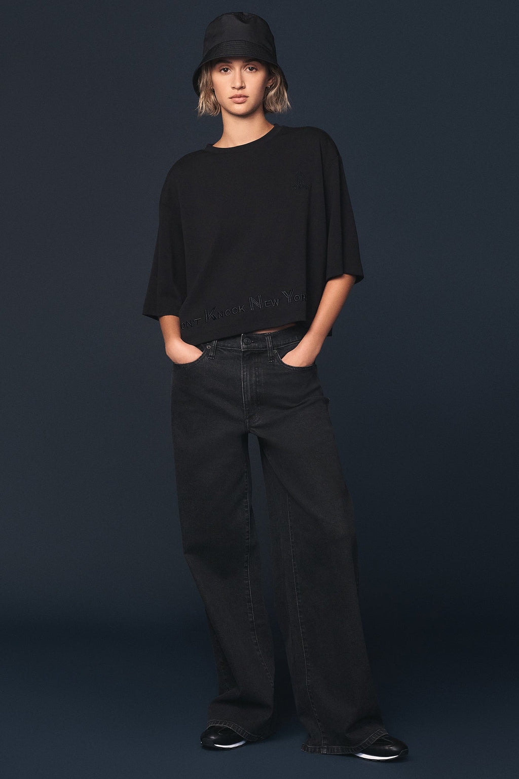 DKNY X YANKEES CROPPED TEE