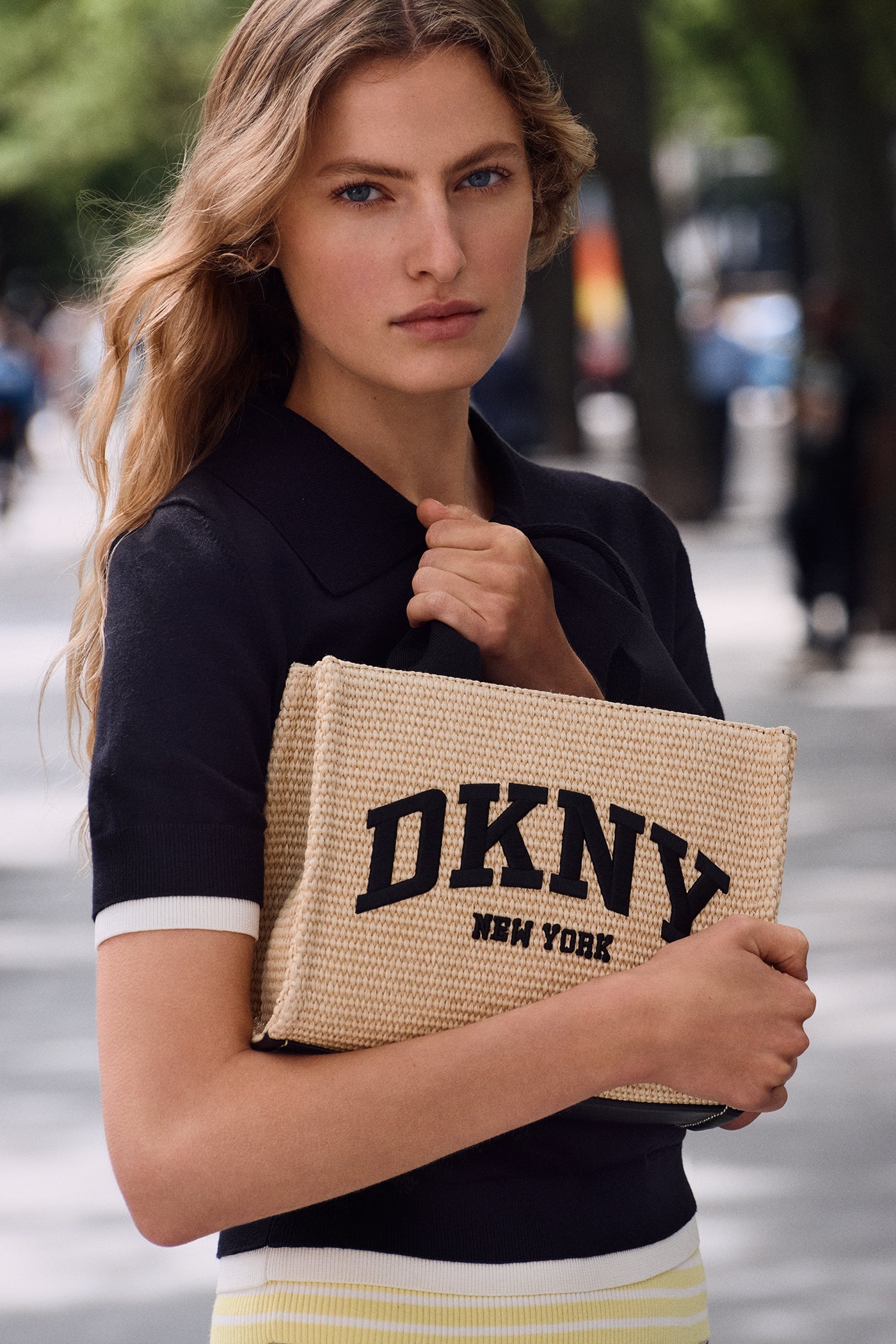 HADLEE SMALL STRAW LOGO TOTE
