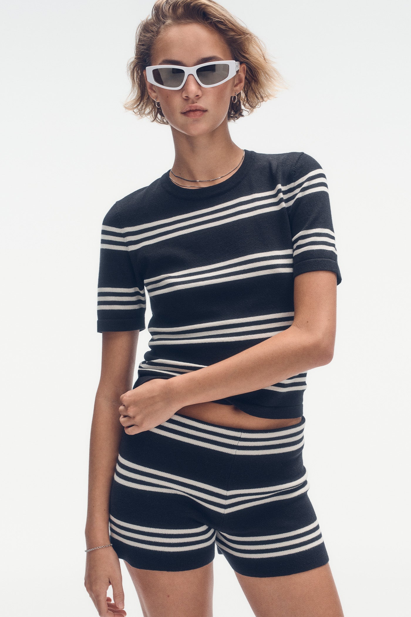 ELBOW SLEEVE STRIPED SWEATER