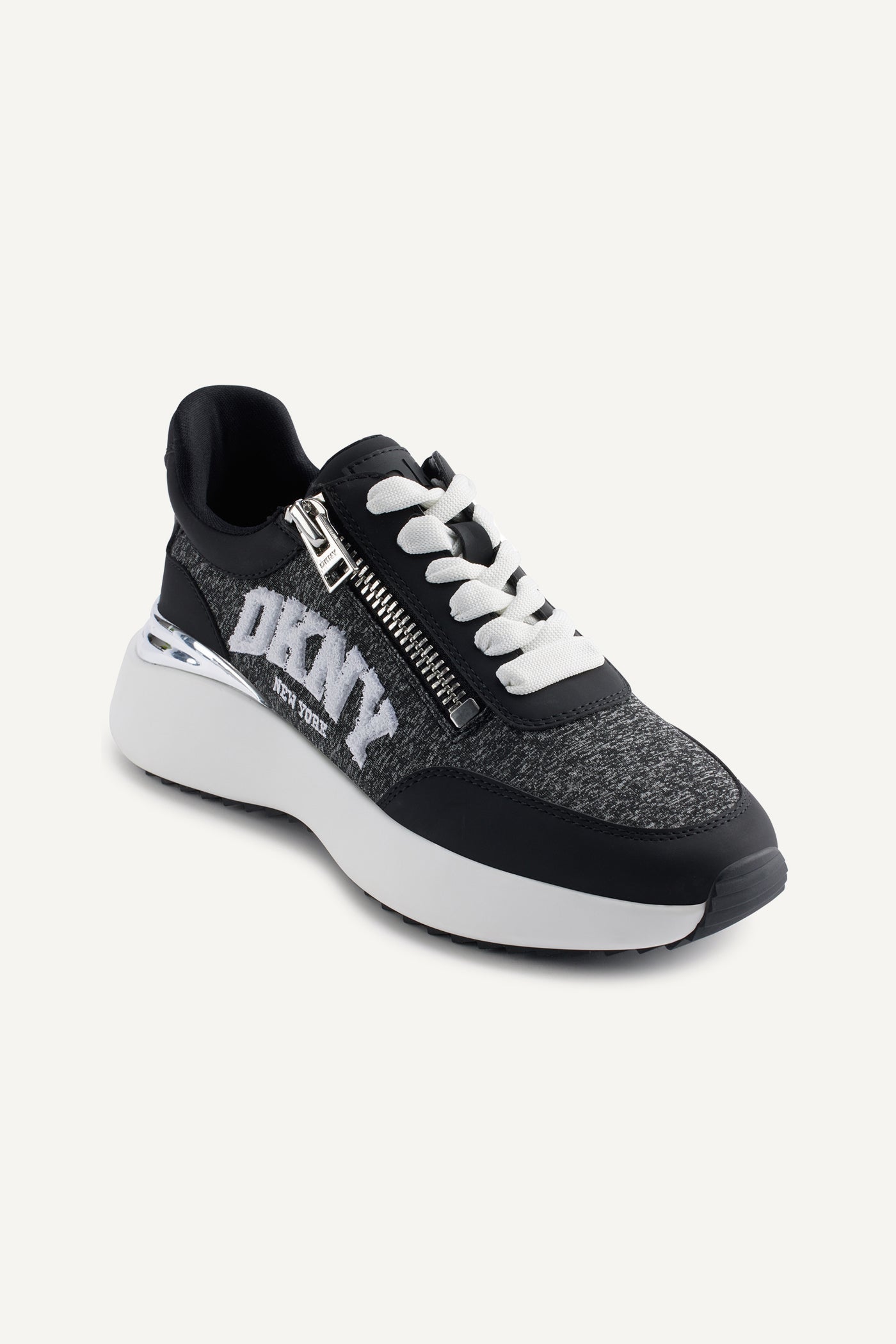 ZACATA LACE UP SNEAKER