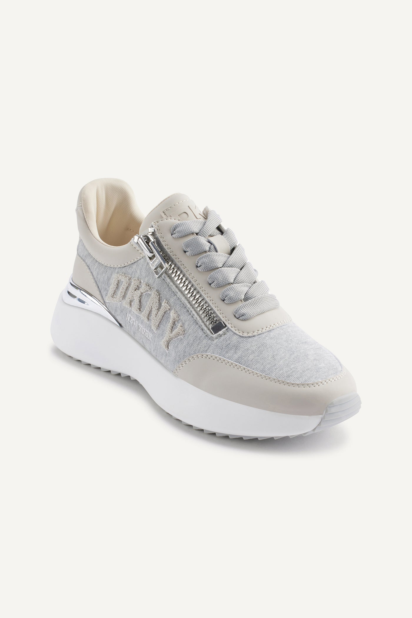 ZACATA LACE UP SNEAKER